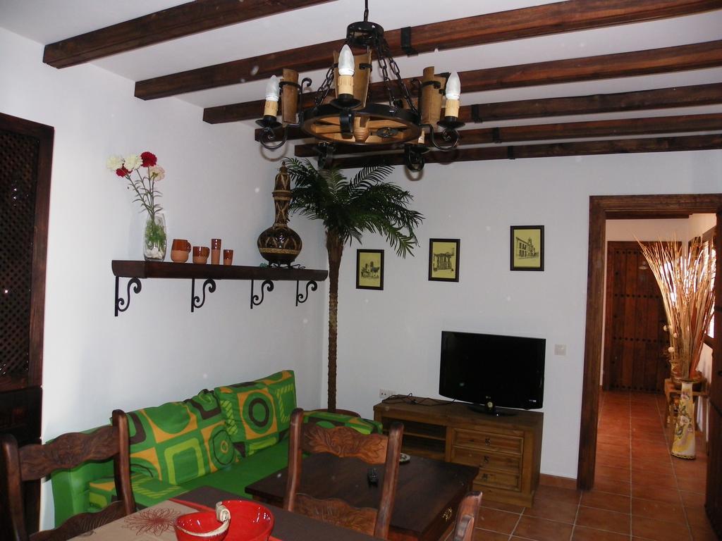 Apartamentos Fuente La Teja & Spa Лос Лианос де Аридане Стая снимка